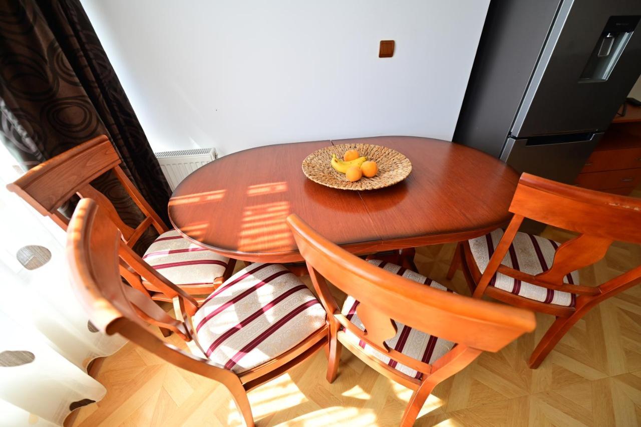 Vacation Apartment With Free Parking Sibiu Exterior foto