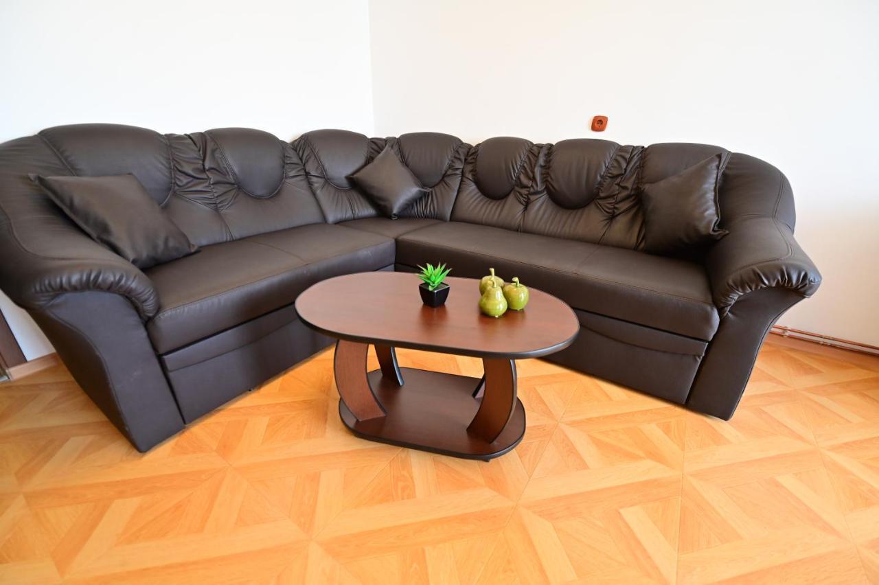 Vacation Apartment With Free Parking Sibiu Exterior foto